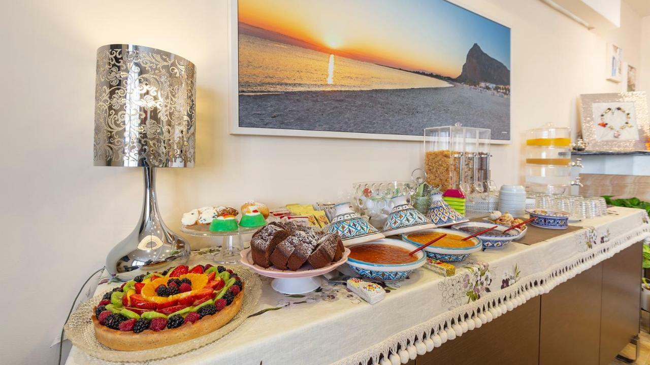 Hotel Piccolo Mondo San Vito Lo Capo Buitenkant foto